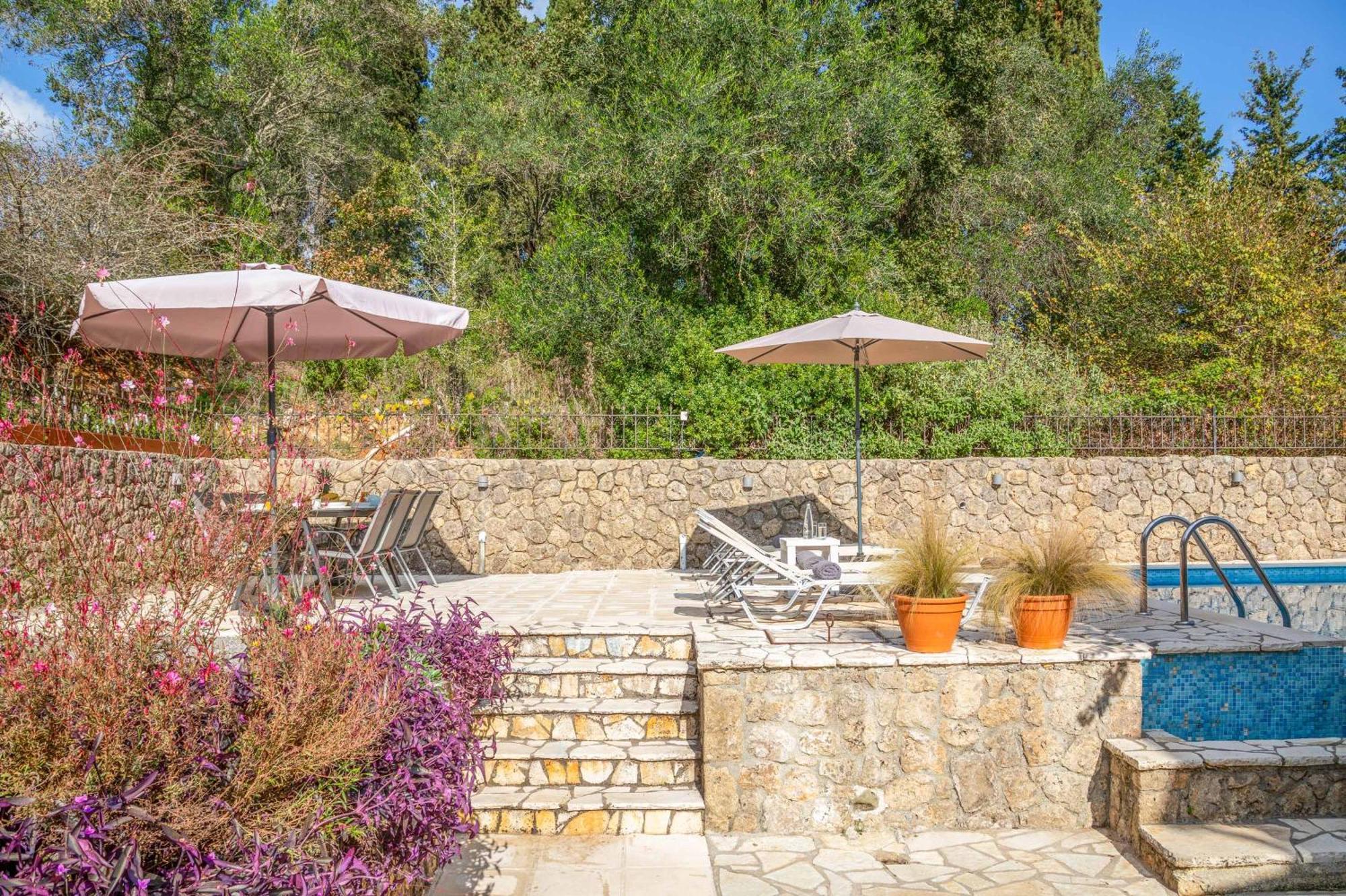 Calma Villa Poulades